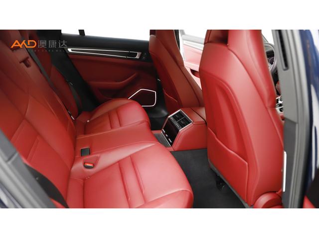 Porsche Panamera 2023 thumb 5