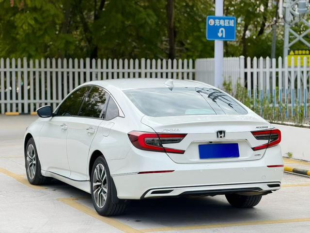 Honda Accord 2022 thumb 6