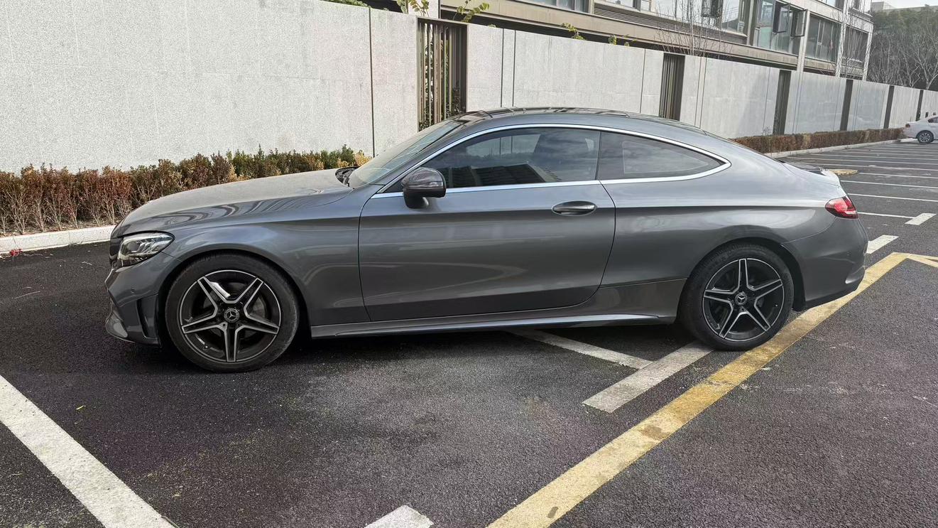 Mercedes-Benz C-Class 2019 thumb 2