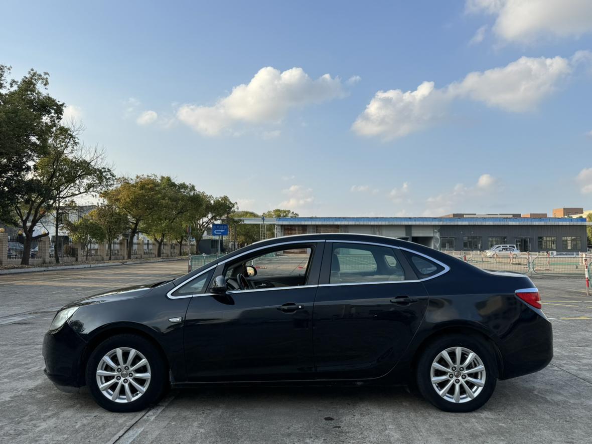 Buick Excelle 2015 thumb 2