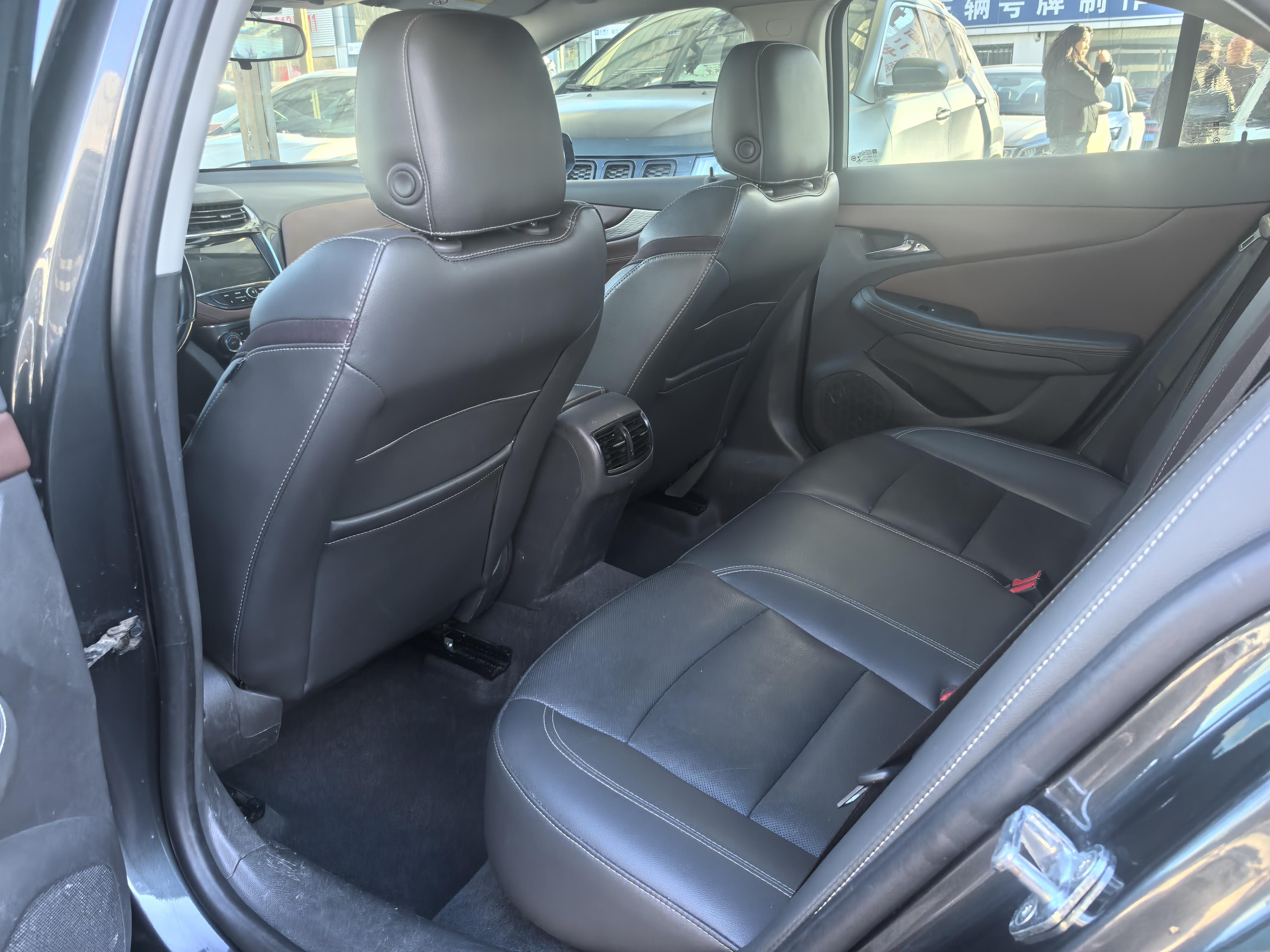 Chevrolet Malibu 2019 thumb 7