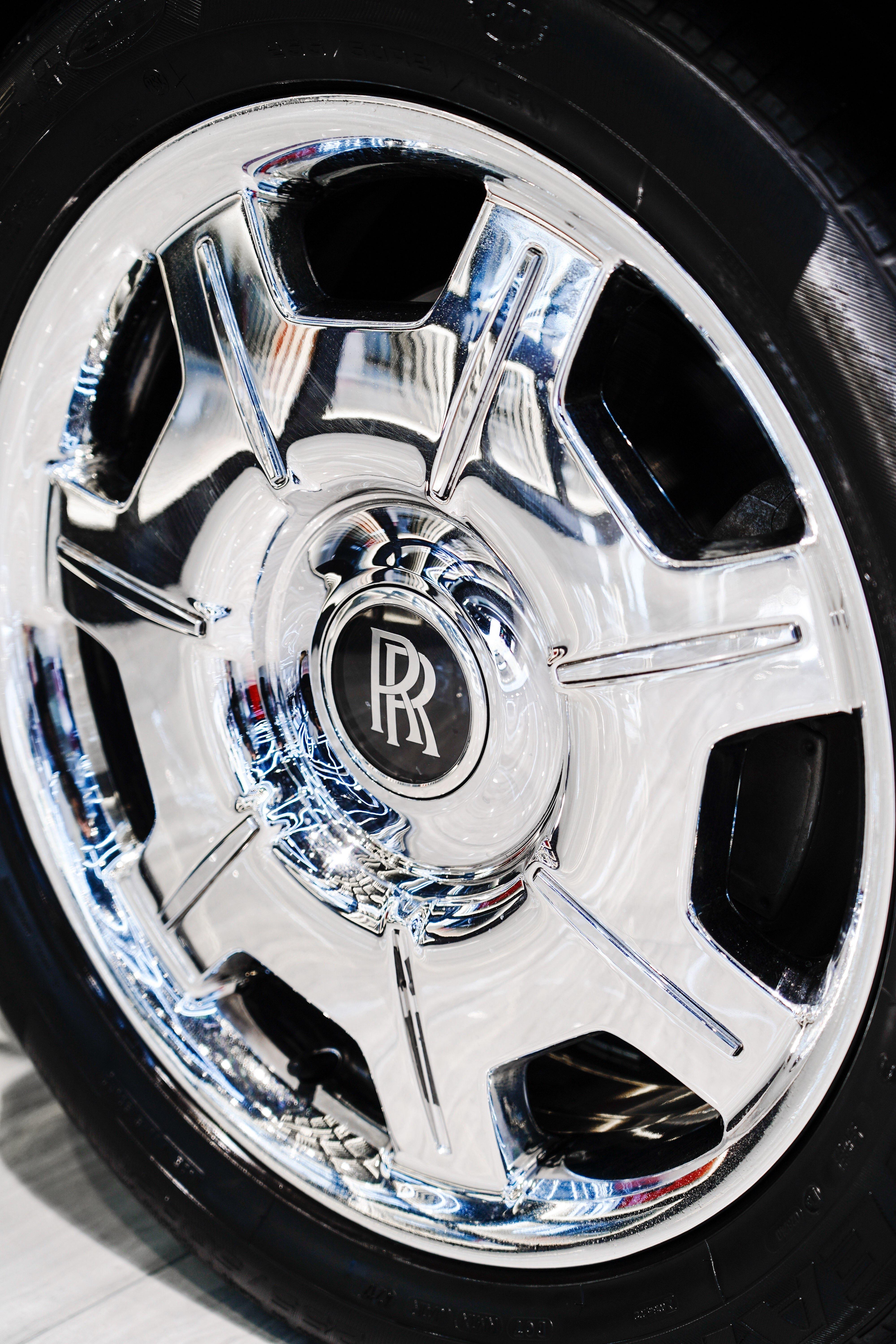 Rolls-Royce Phantom 2014 thumb 6