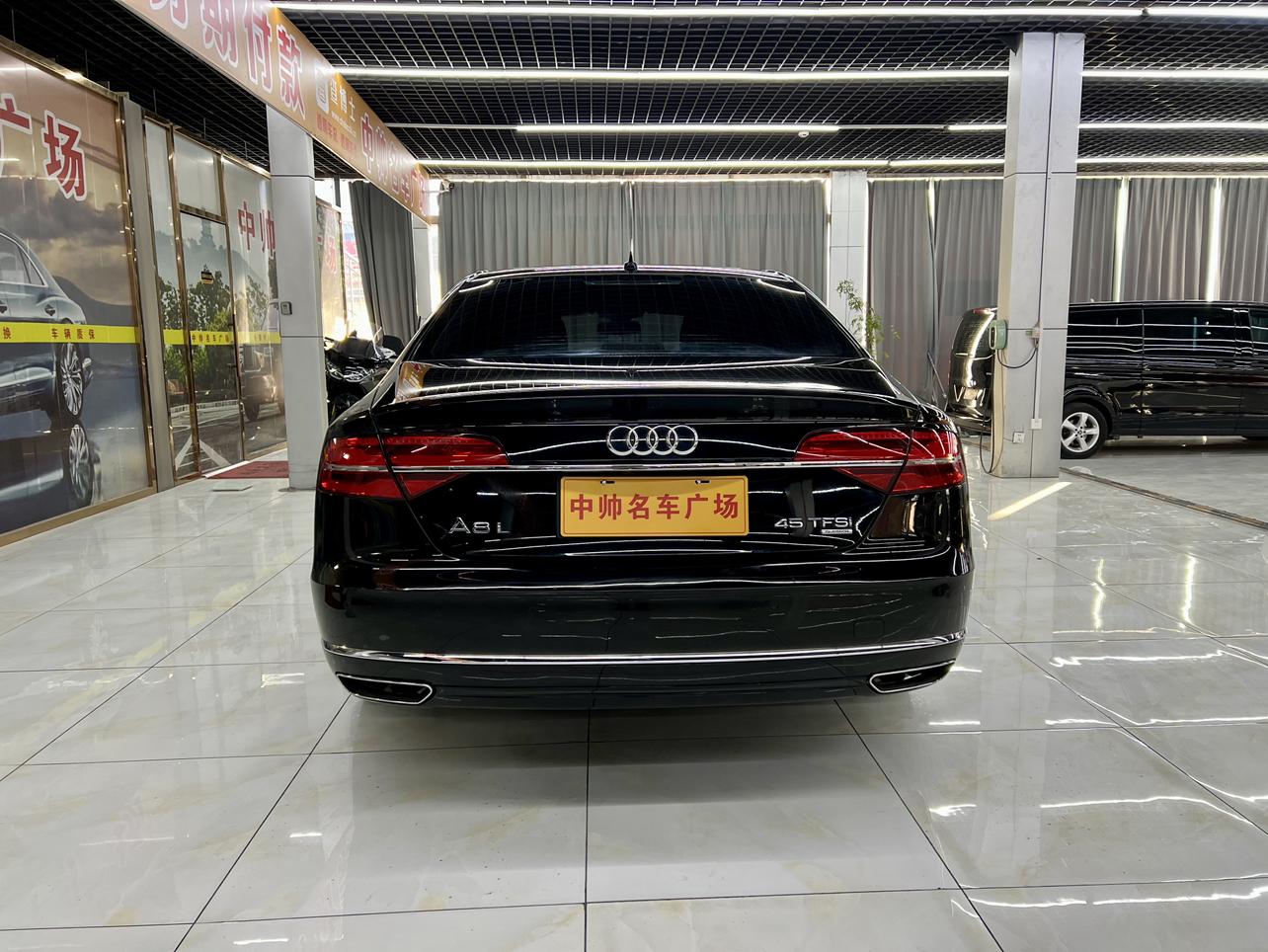 Audi A8 2016 thumb 3