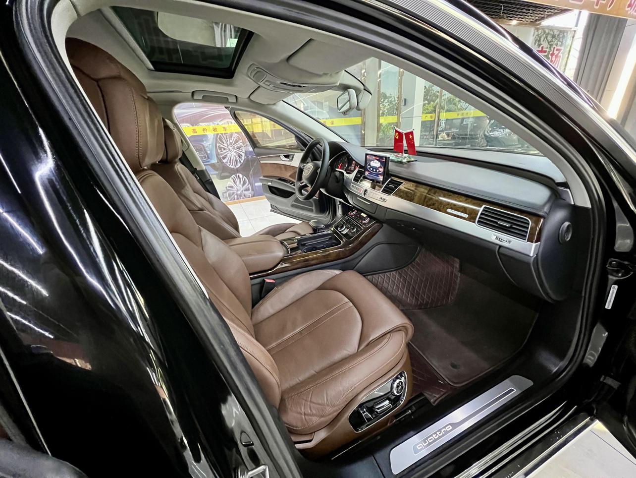 Audi A8 2016 thumb 6
