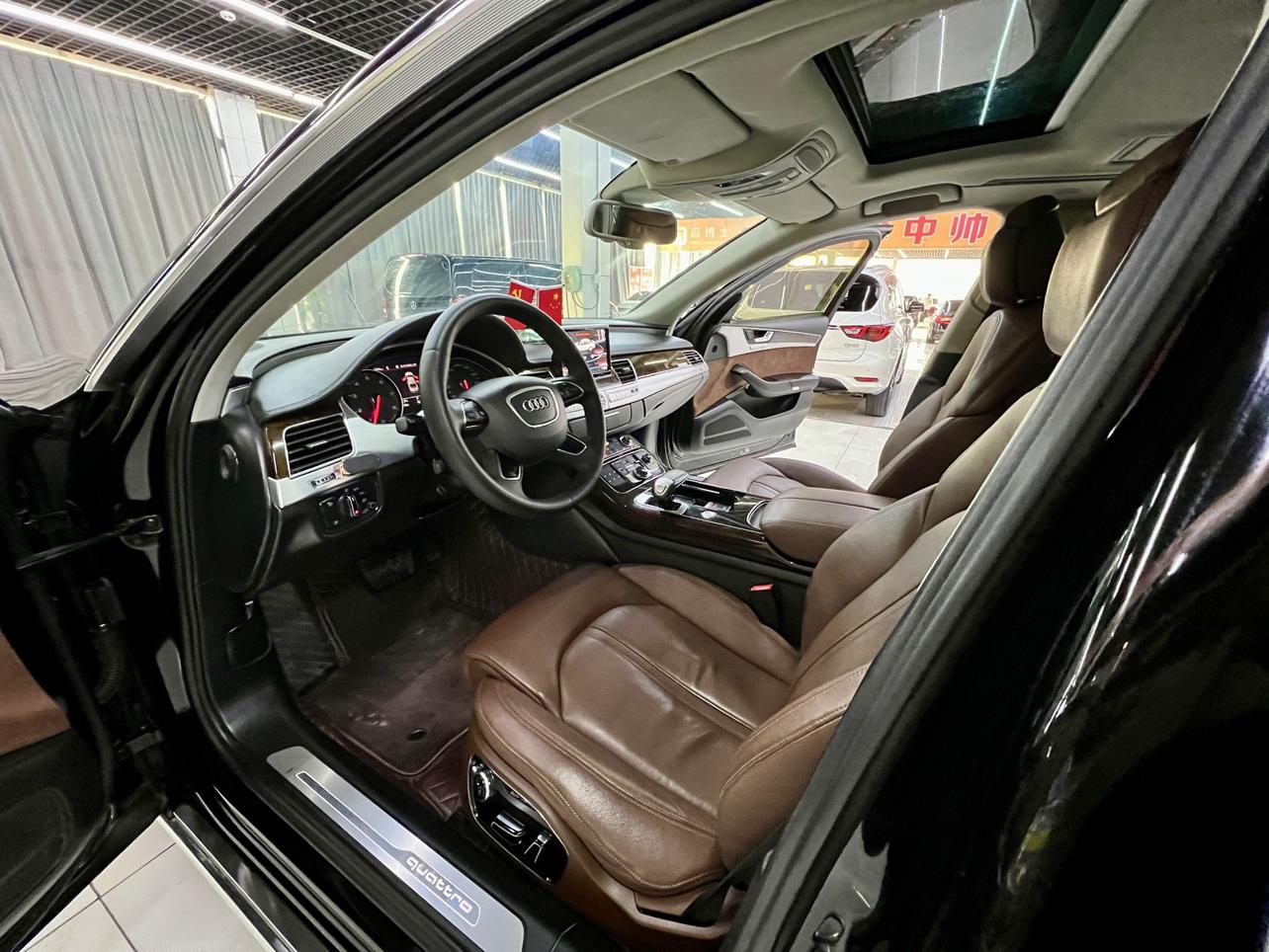 Audi A8 2016 thumb 11