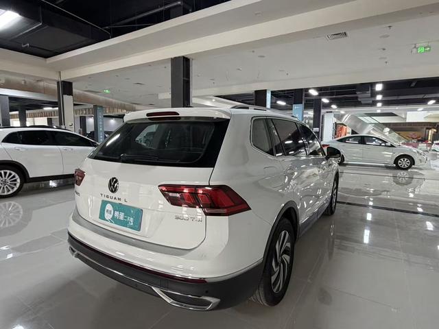 Volkswagen Tiguan 2023 thumb 4
