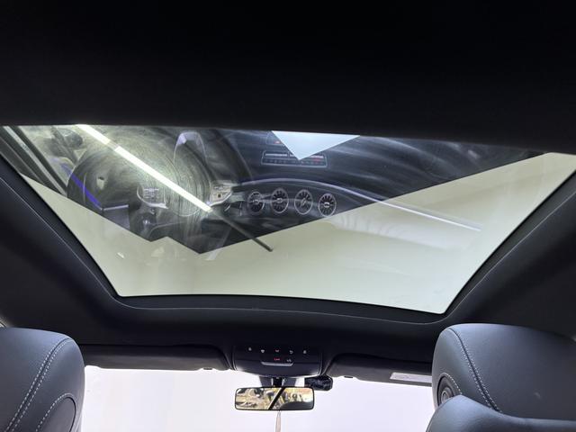 Mercedes-Benz E-Class 2020 thumb 11