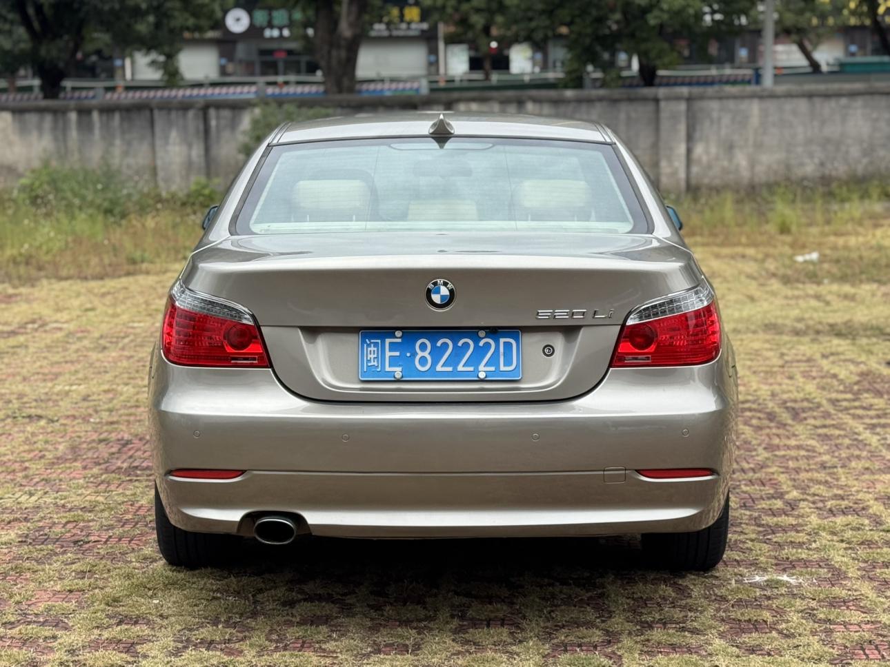 BMW 5 серии 2010 thumb 3