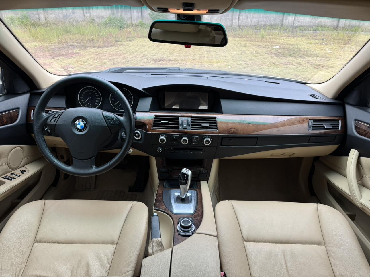 BMW 5 серии 2010 thumb 5