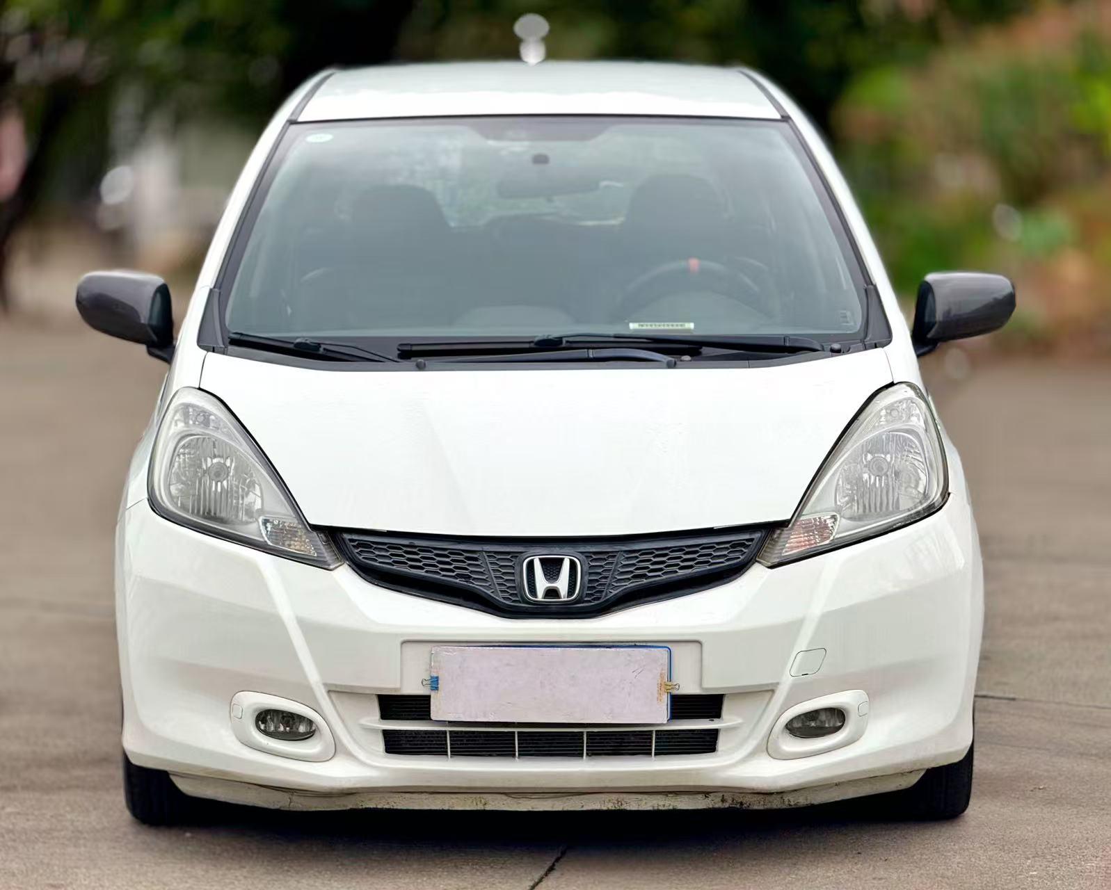 Honda Fit Shuttle 2012 thumb 9