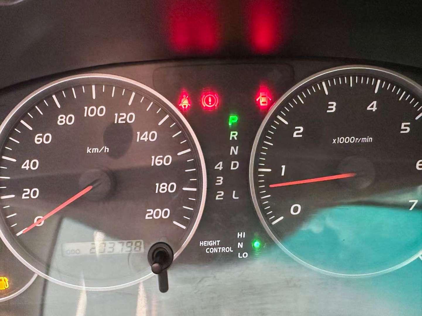 Toyota Land Cruiser Prado 2010 thumb 8
