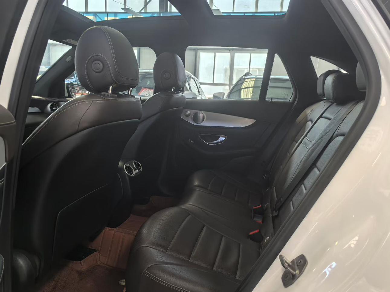 Mercedes-Benz GLC 2018 thumb 7