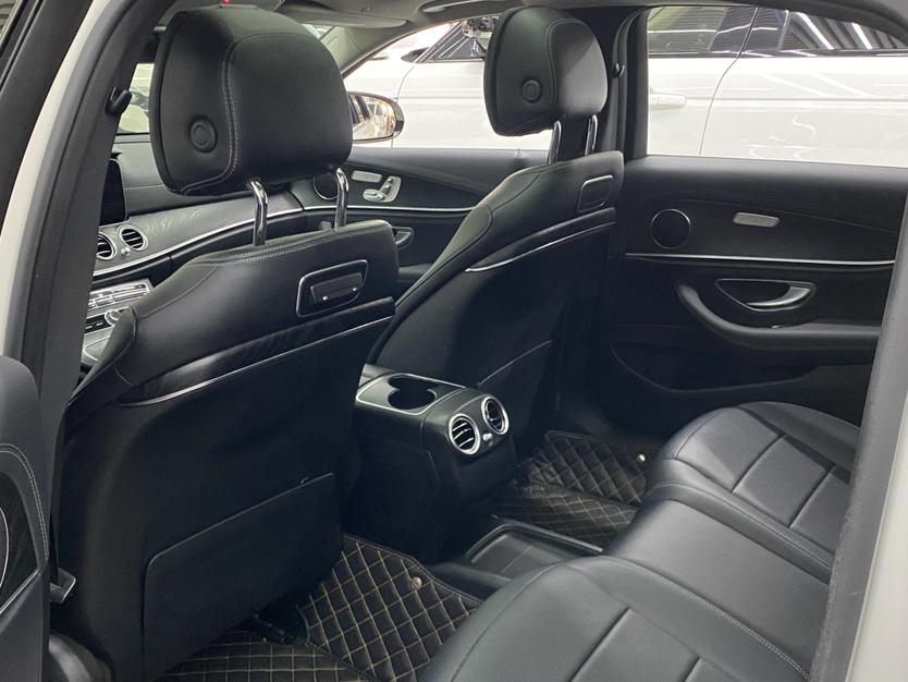 Mercedes-Benz E-Class 2018 thumb 8