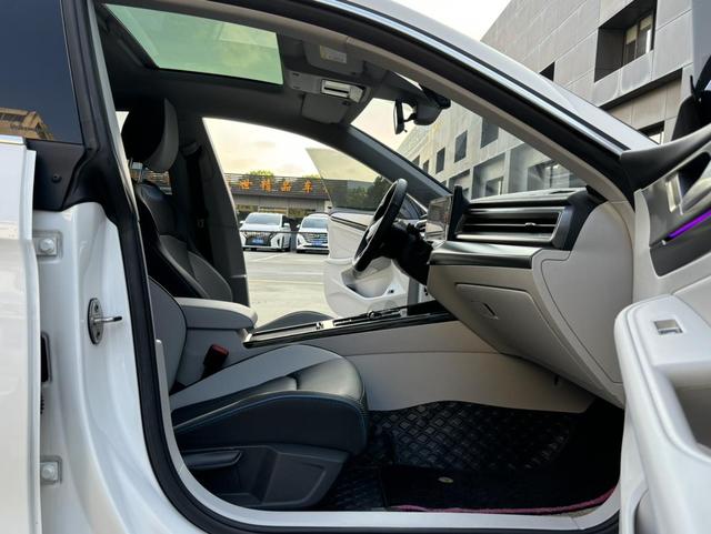 Volkswagen Lamando 2024 thumb 7