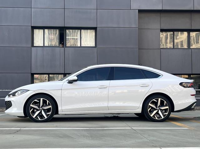 Volkswagen Lamando 2024 thumb 8