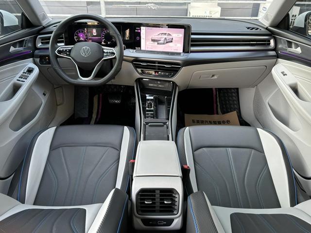 Volkswagen Lamando 2024 thumb 9