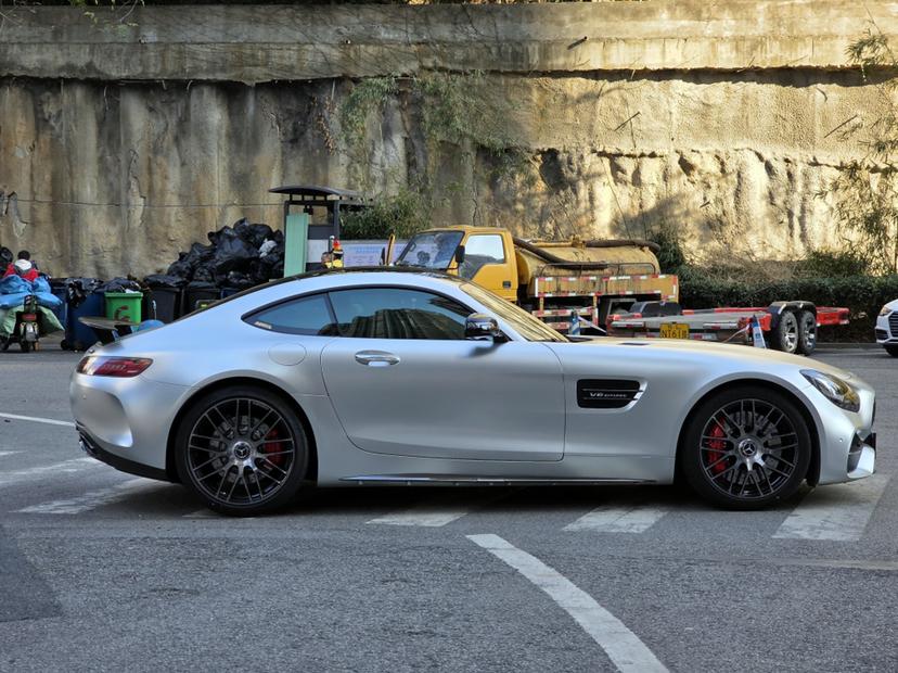Mercedes-Benz AMG GT 2020 thumb 4