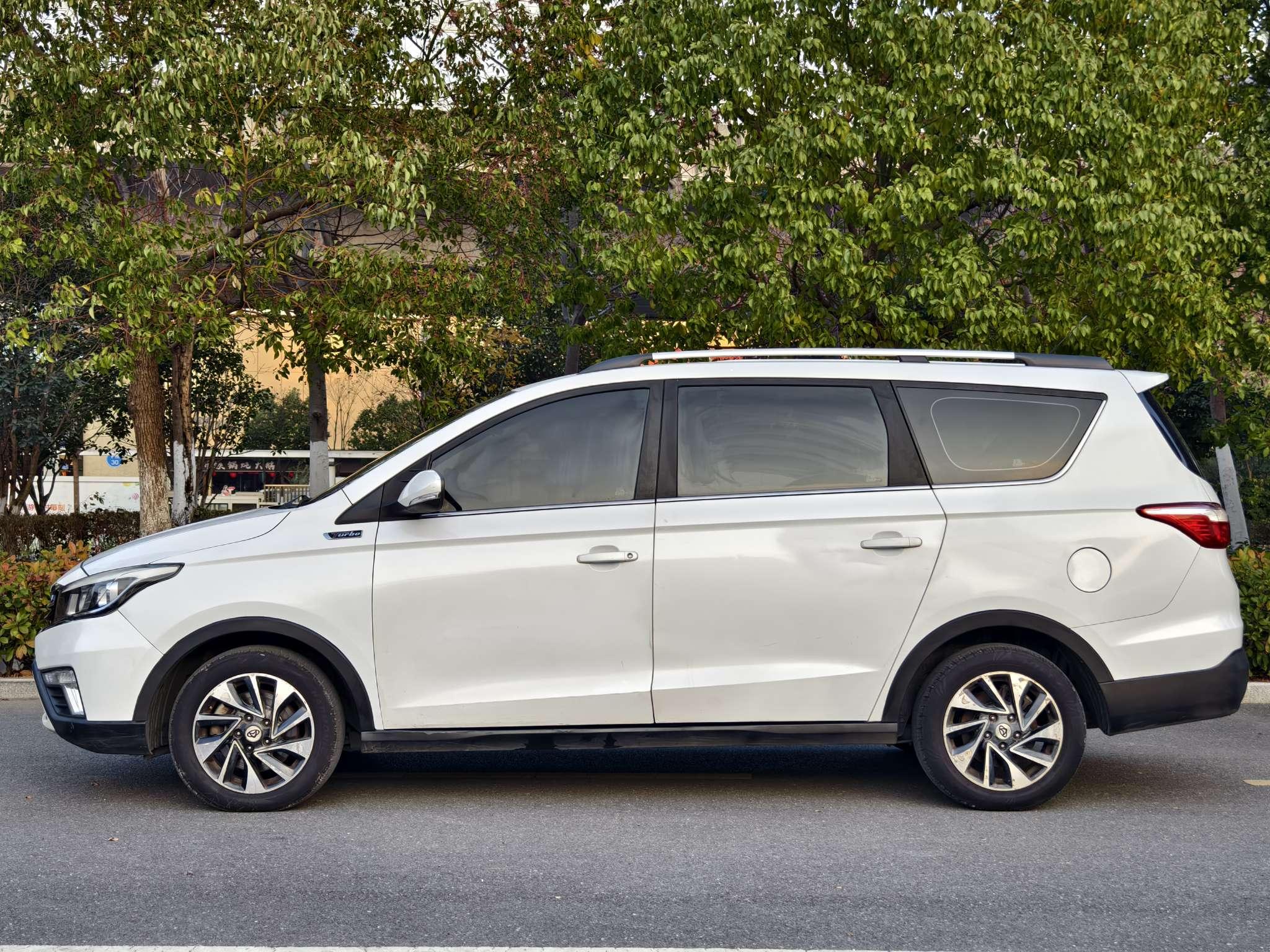 Changan Oshan Oshan A800 2019 thumb 2