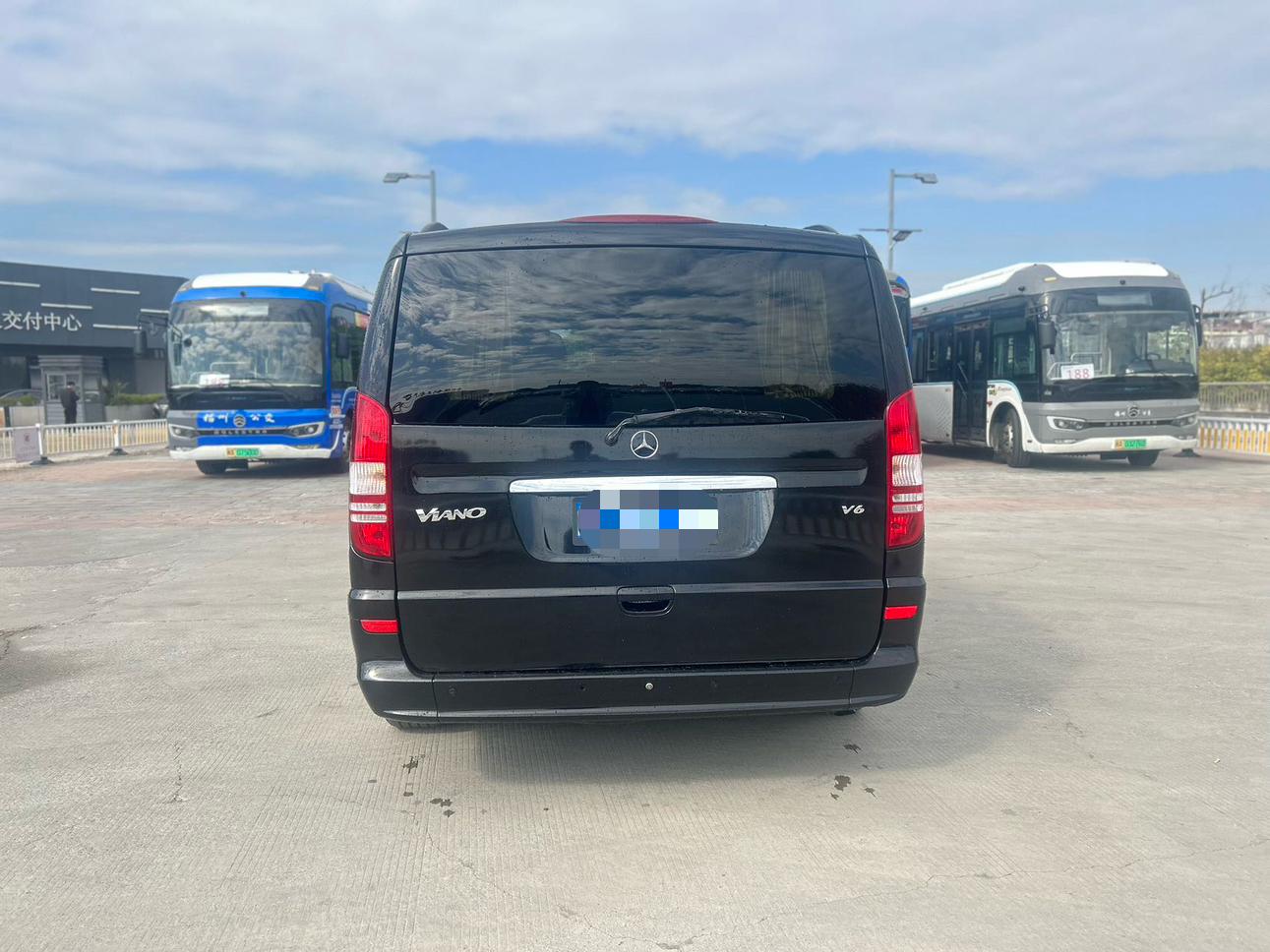 Mercedes-Benz V-Class 2011 thumb 3