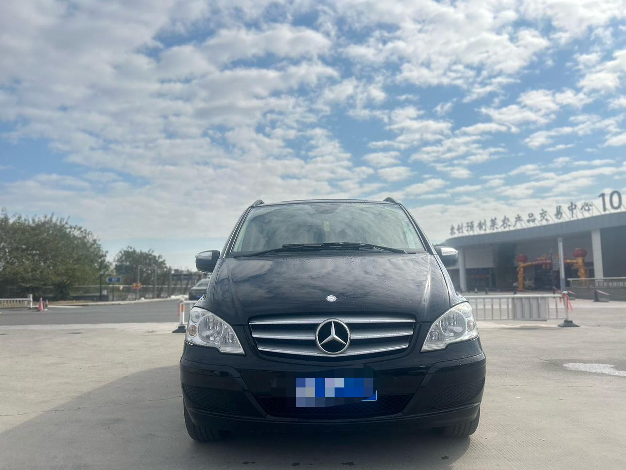 Mercedes-Benz V-Class 2011 thumb 9