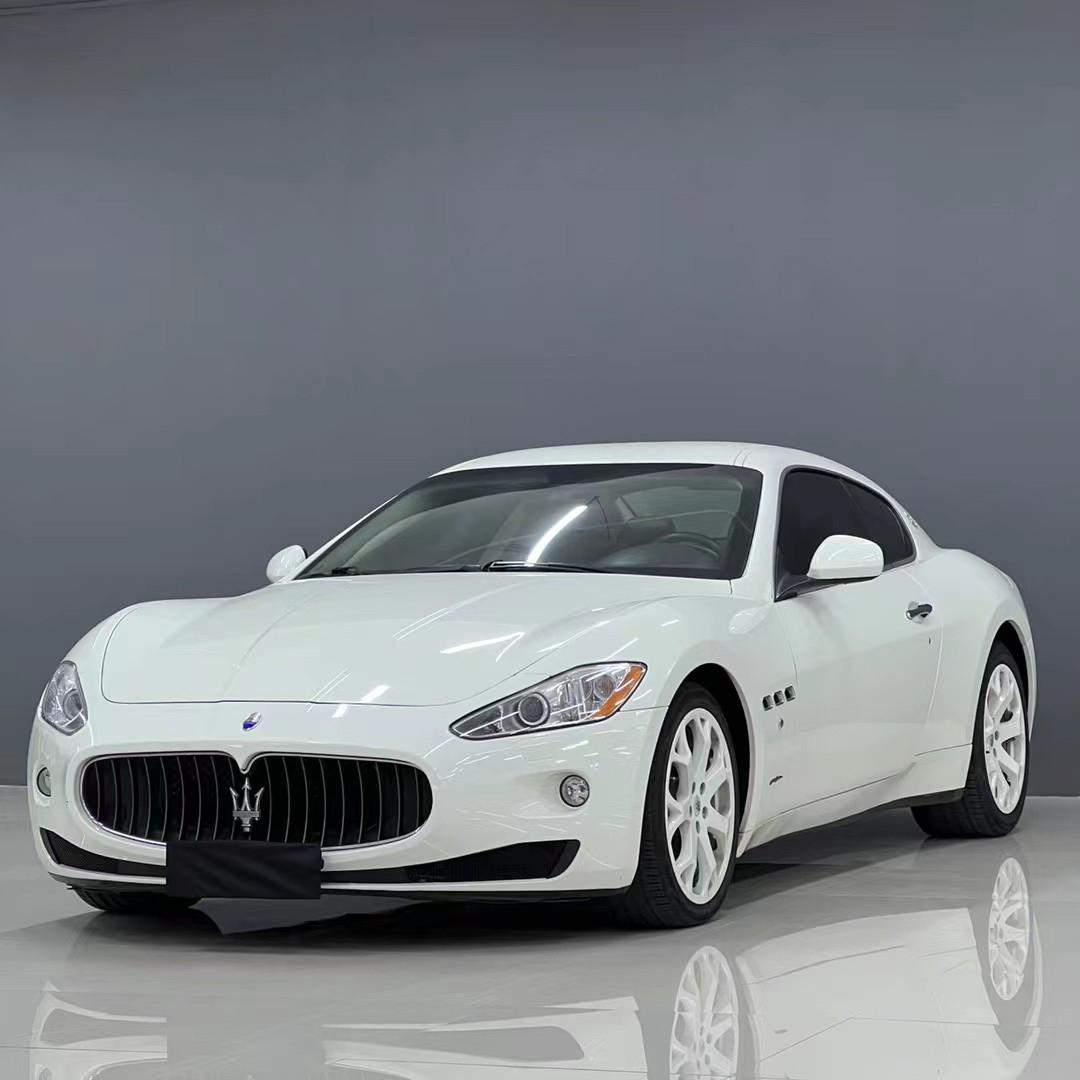 Maserati GranTurismo 2018 thumb 9