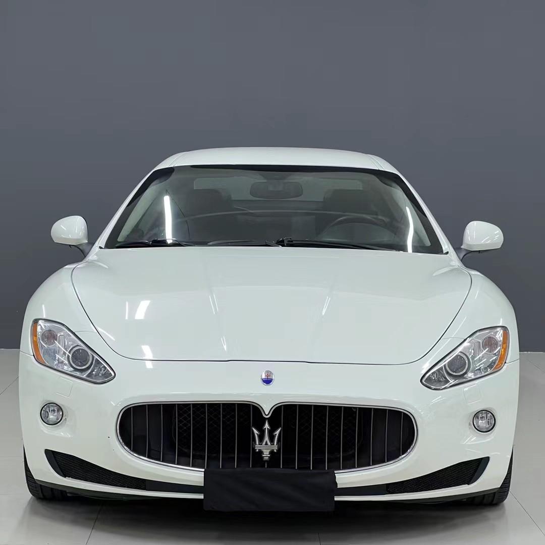 Maserati GranTurismo 2018 thumb 10
