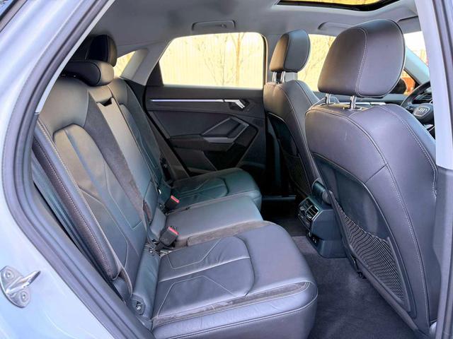 Audi Q3 2022 thumb 10