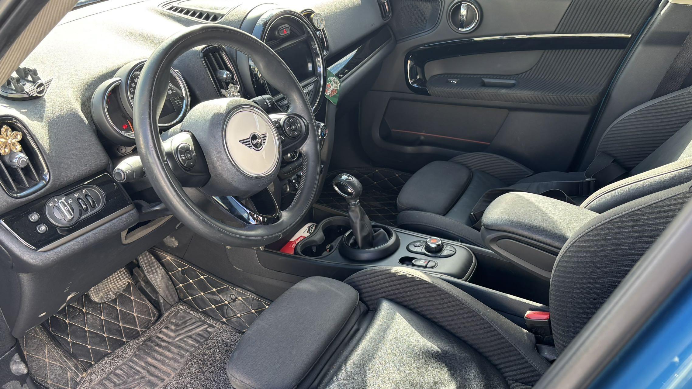 Mini Countryman 2018 thumb 6