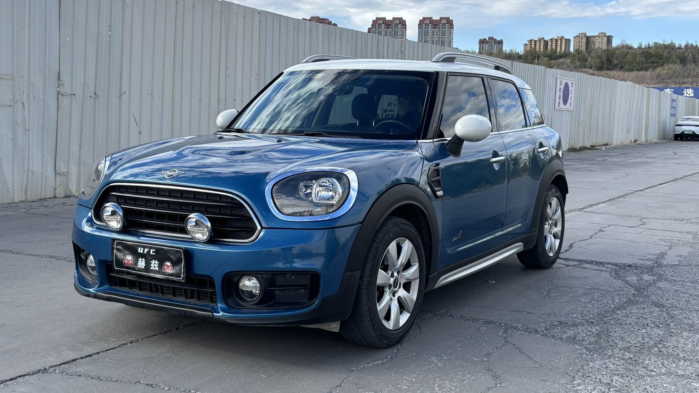 Mini Countryman 2018 thumb 8