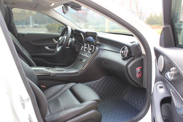 Mercedes-Benz C-Class 2021 thumb 4