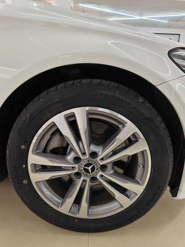 Mercedes-Benz C-Class 2021 thumb 8