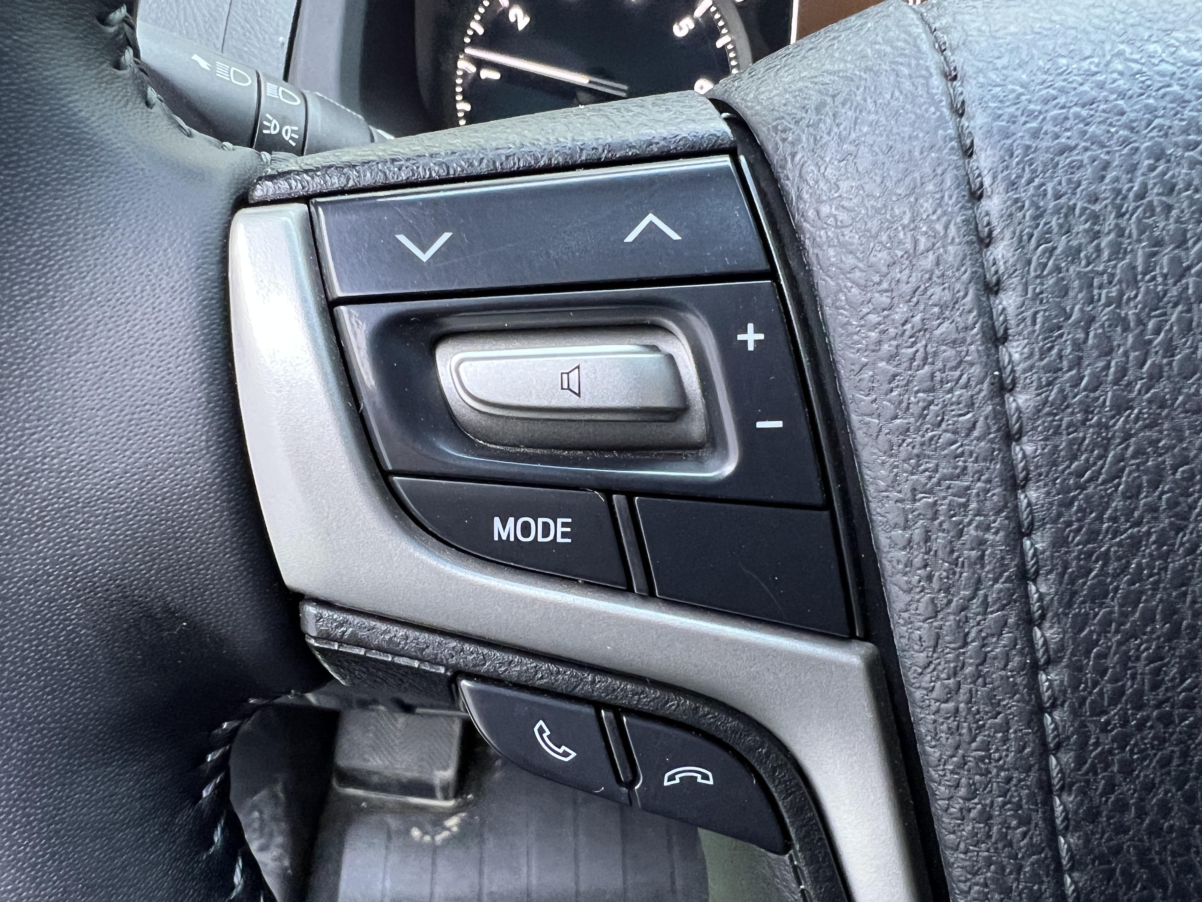 Toyota Land Cruiser Prado 2019 thumb 11
