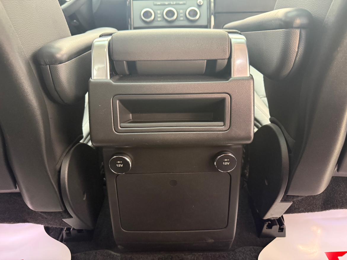 Land Rover Discovery 2018 thumb 8