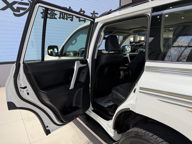 Toyota Land Cruiser Prado 2019 thumb 7