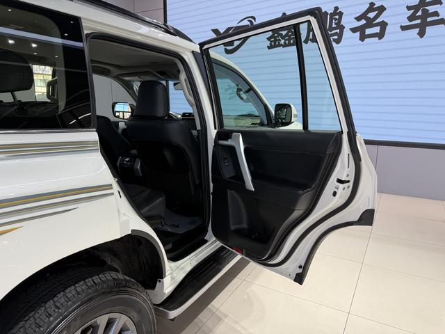 Toyota Land Cruiser Prado 2019 thumb 9