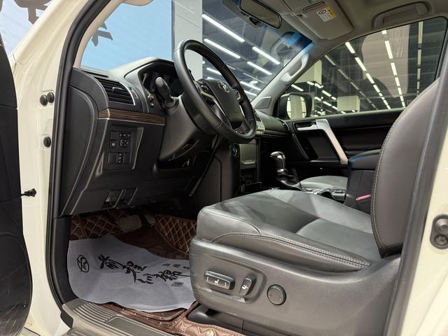 Toyota Land Cruiser Prado 2019 thumb 8