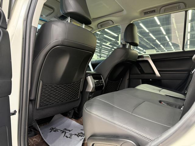 Toyota Land Cruiser Prado 2019 thumb 10