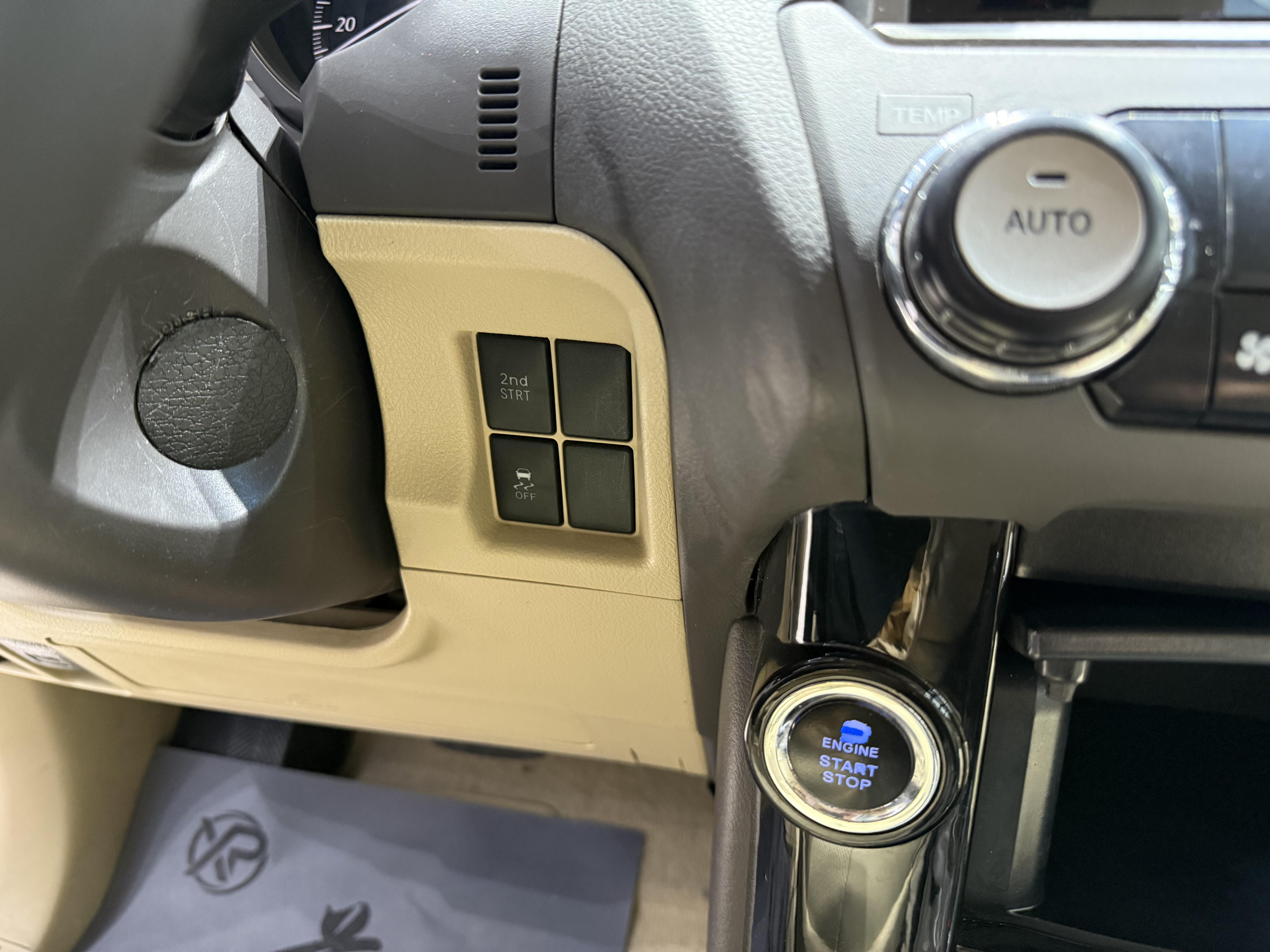 Toyota Land Cruiser Prado 2016 thumb 7
