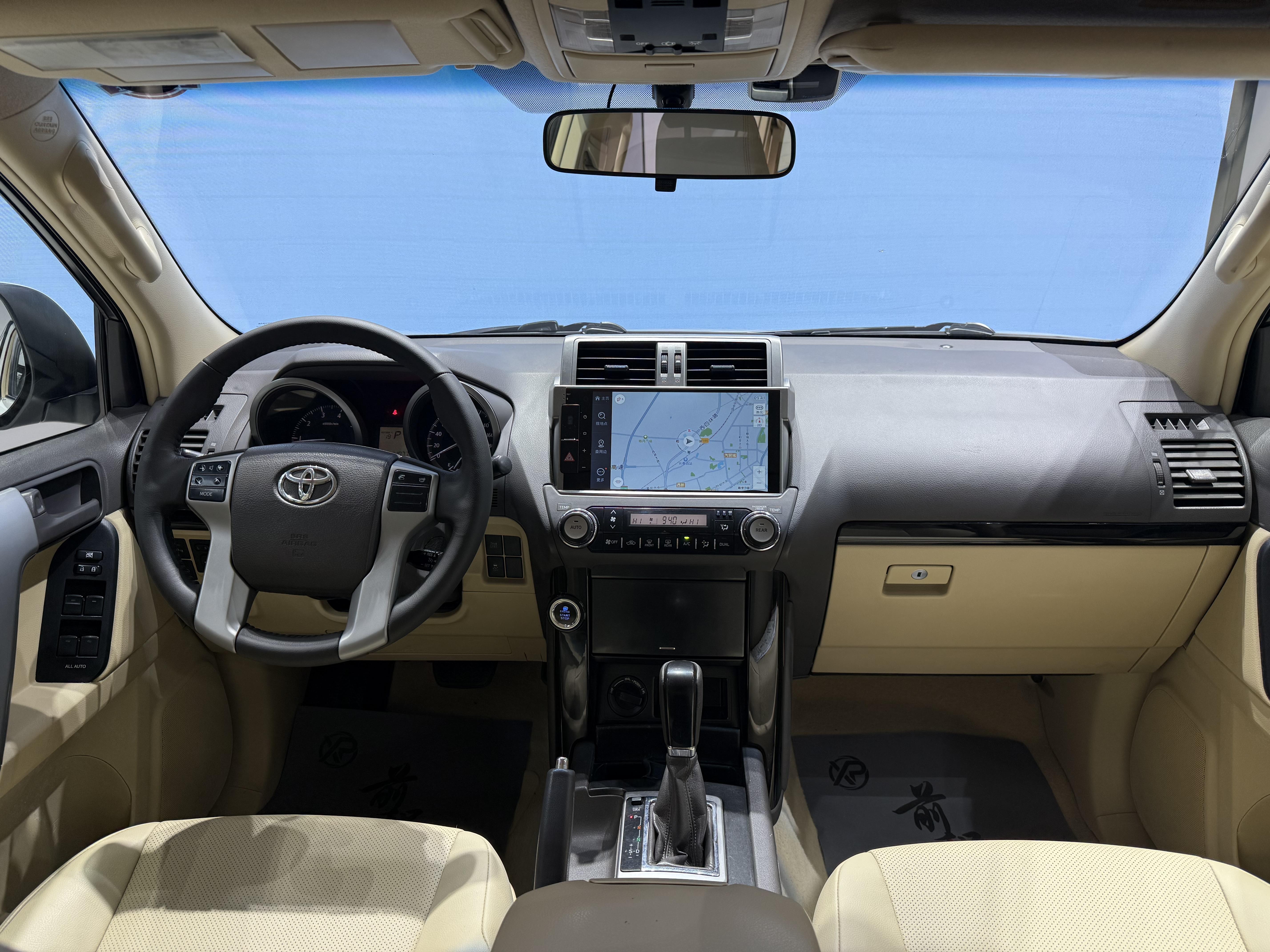 Toyota Land Cruiser Prado 2016 thumb 11