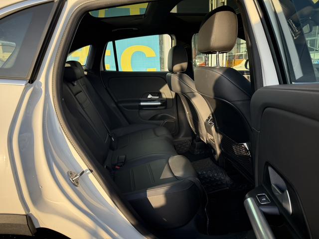 Mercedes-Benz GLA 2023 thumb 2