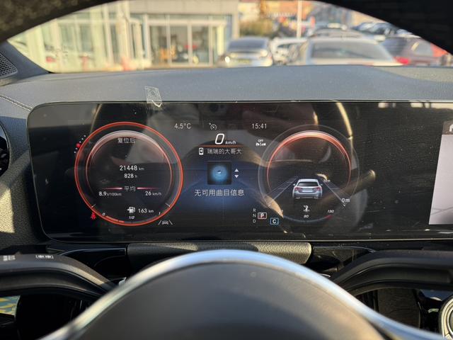 Mercedes-Benz GLA 2023 thumb 4