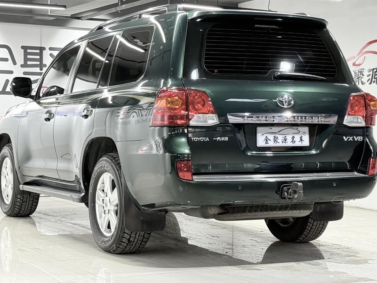 Toyota Land Cruiser 2014 thumb 2