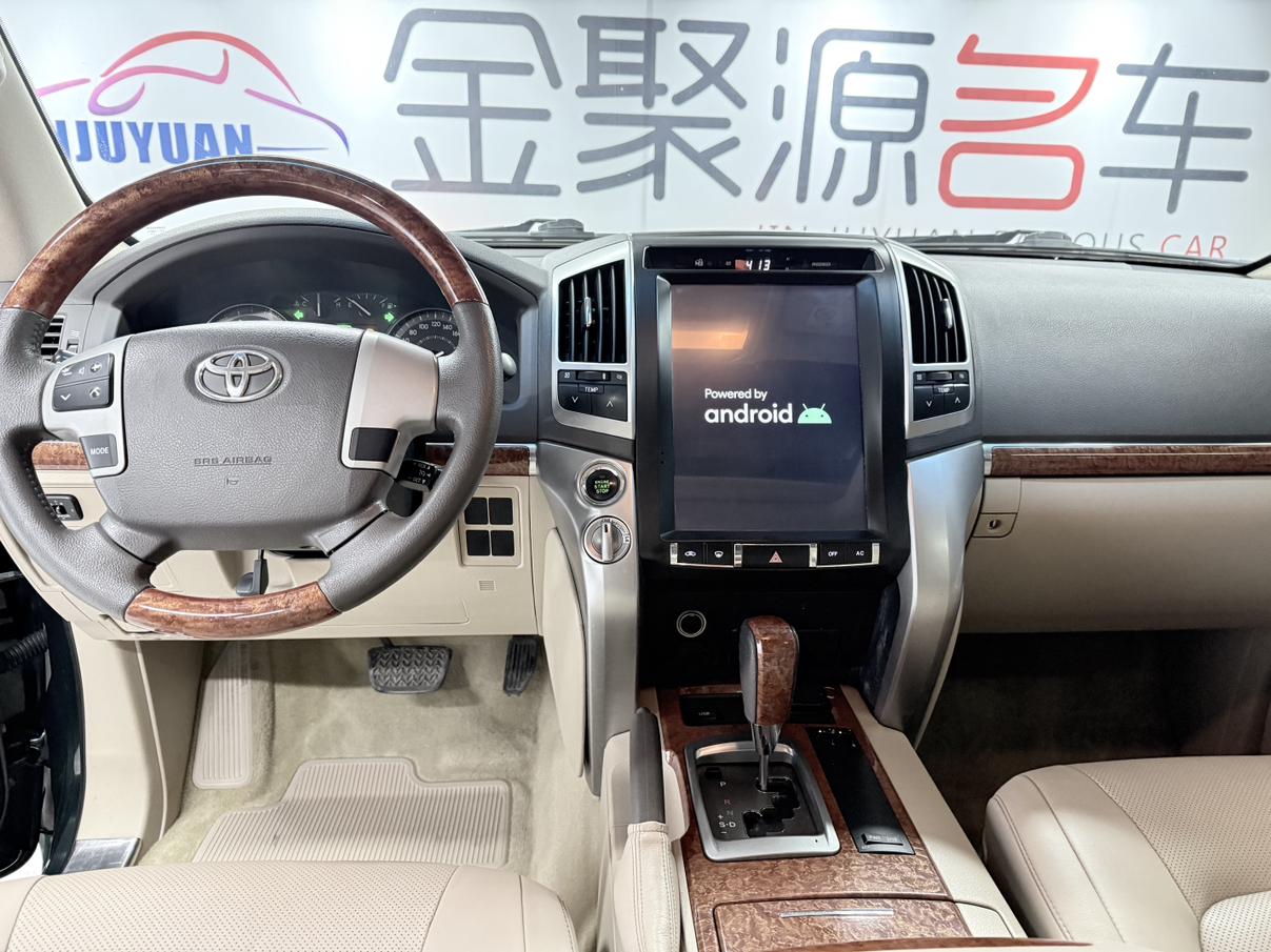 Toyota Land Cruiser 2014 thumb 7