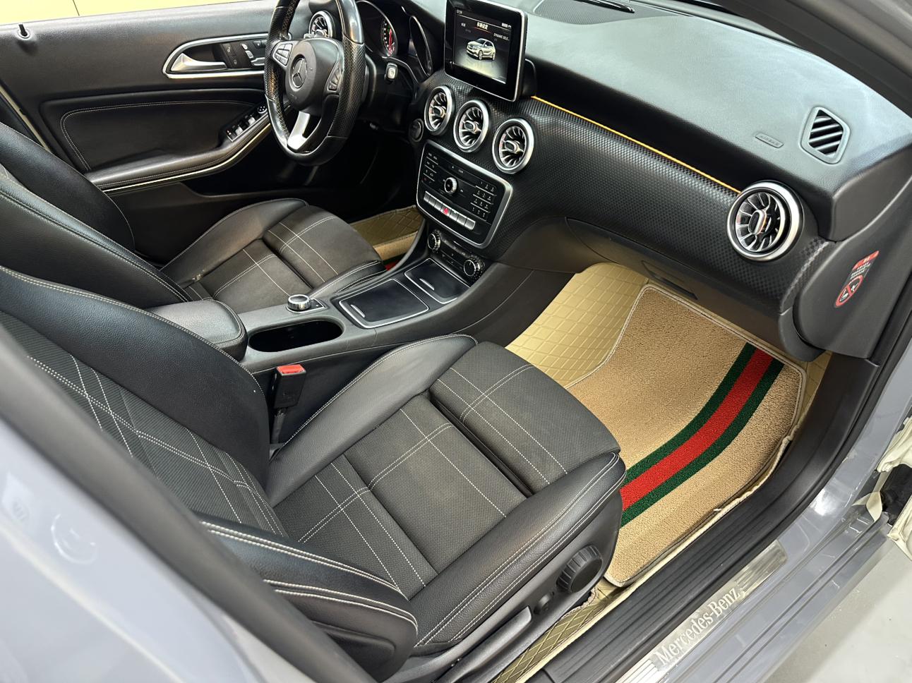 Mercedes-Benz A-Class 2016 thumb 12