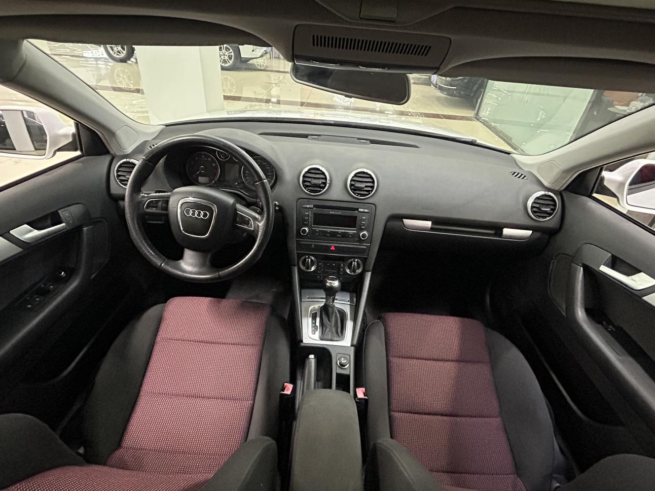 Audi A3 2013 thumb 6