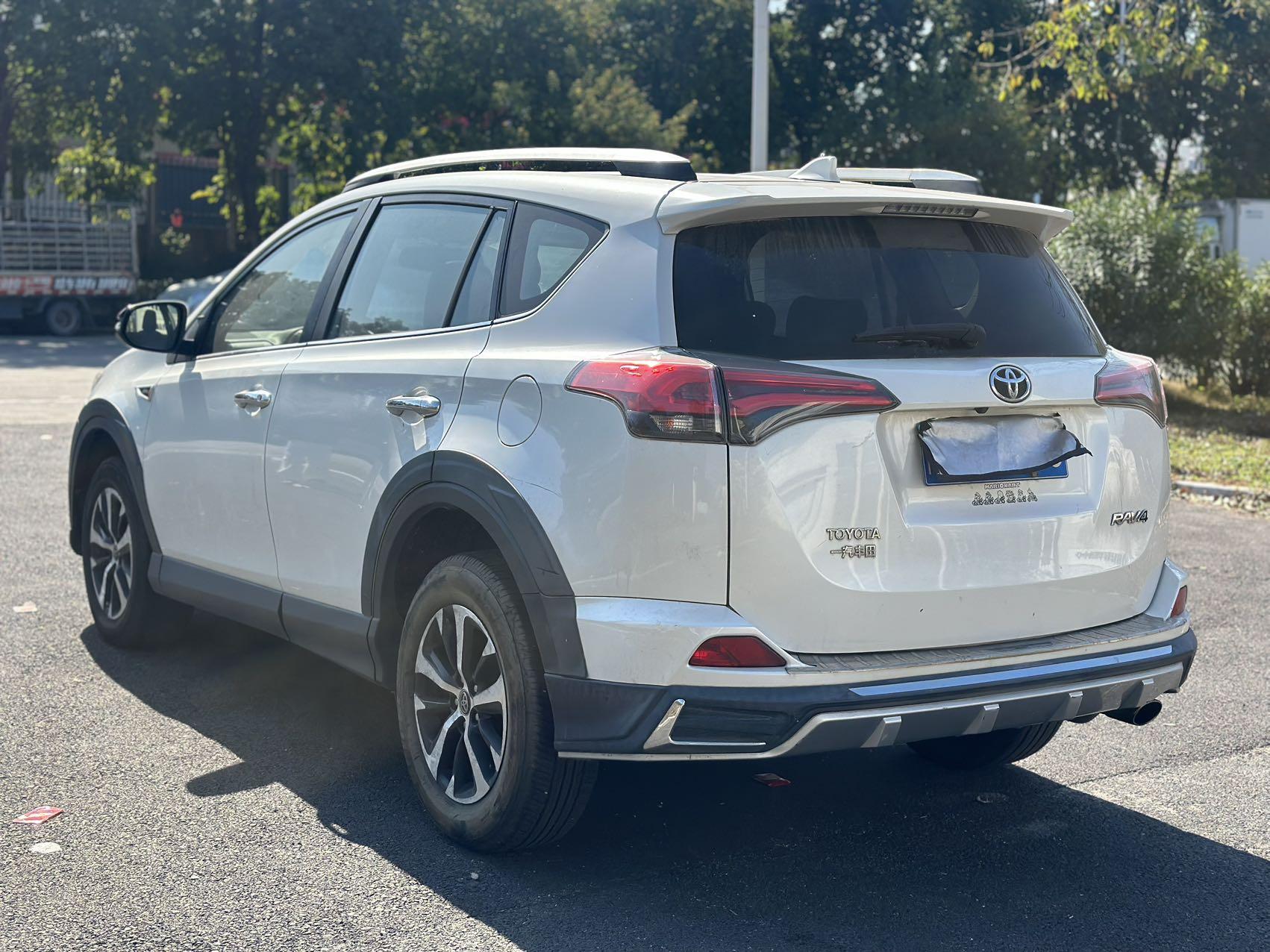 Toyota RAV4 2018 thumb 2