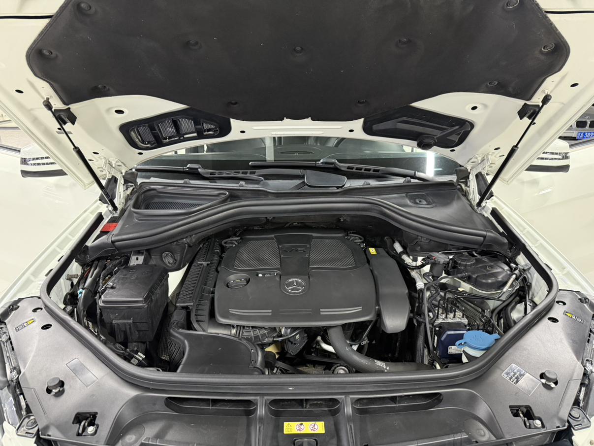 Mercedes-Benz M-Class 2013 thumb 6