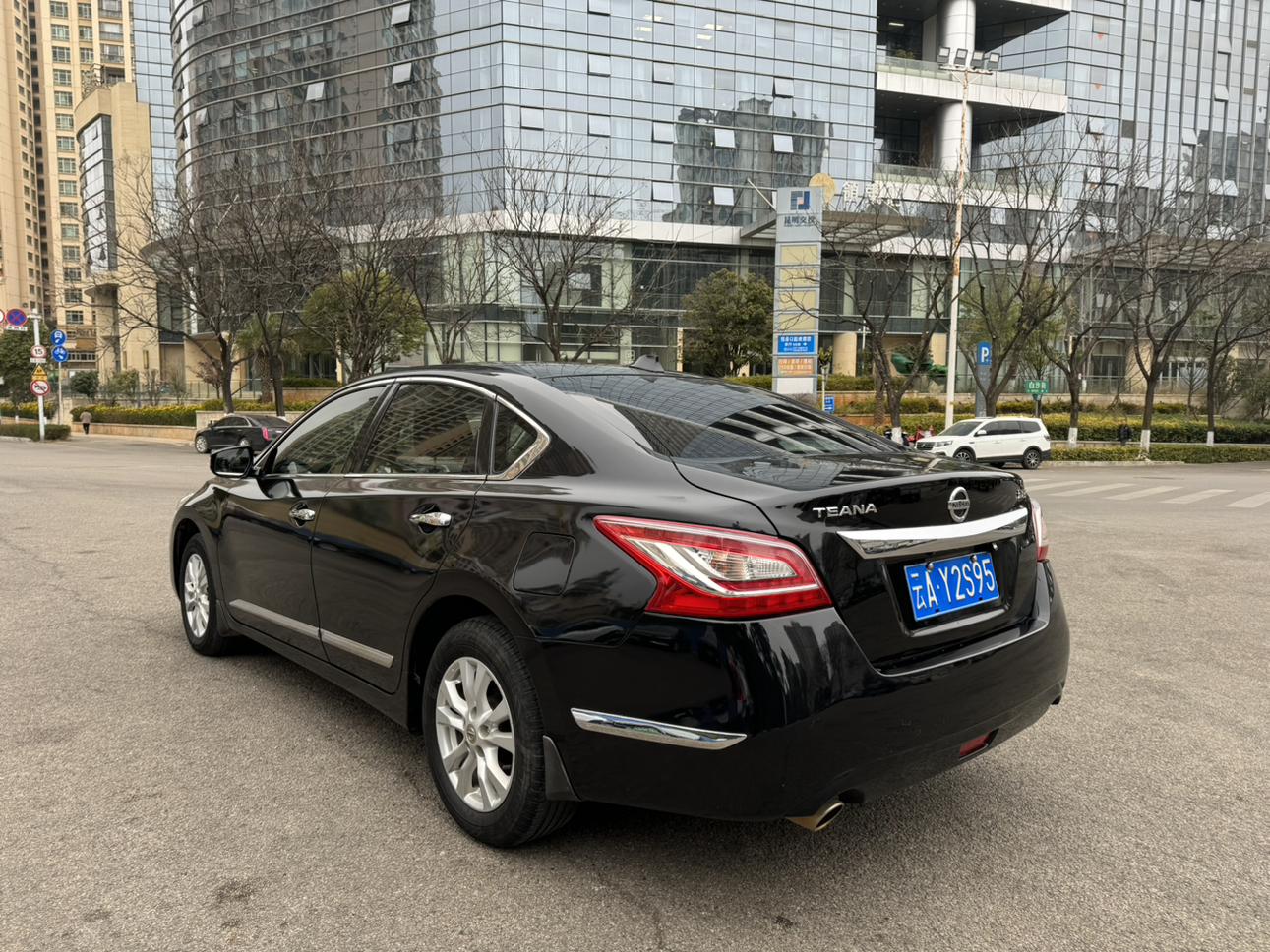 Nissan Altima 2015 thumb 3