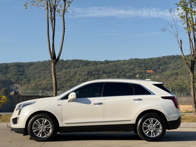 Cadillac XT5 2021 thumb 3