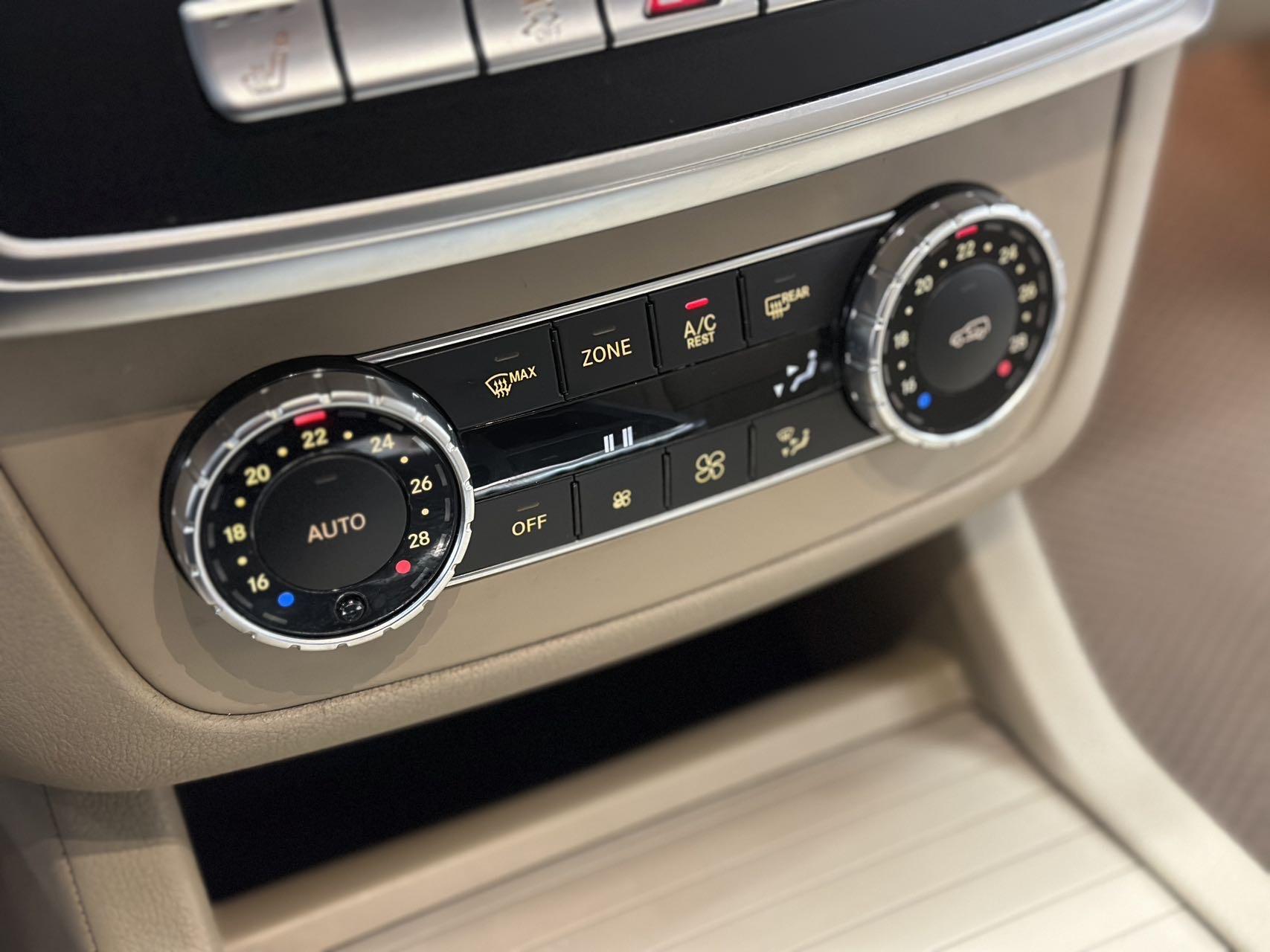 Mercedes-Benz M-Class 2015 thumb 5